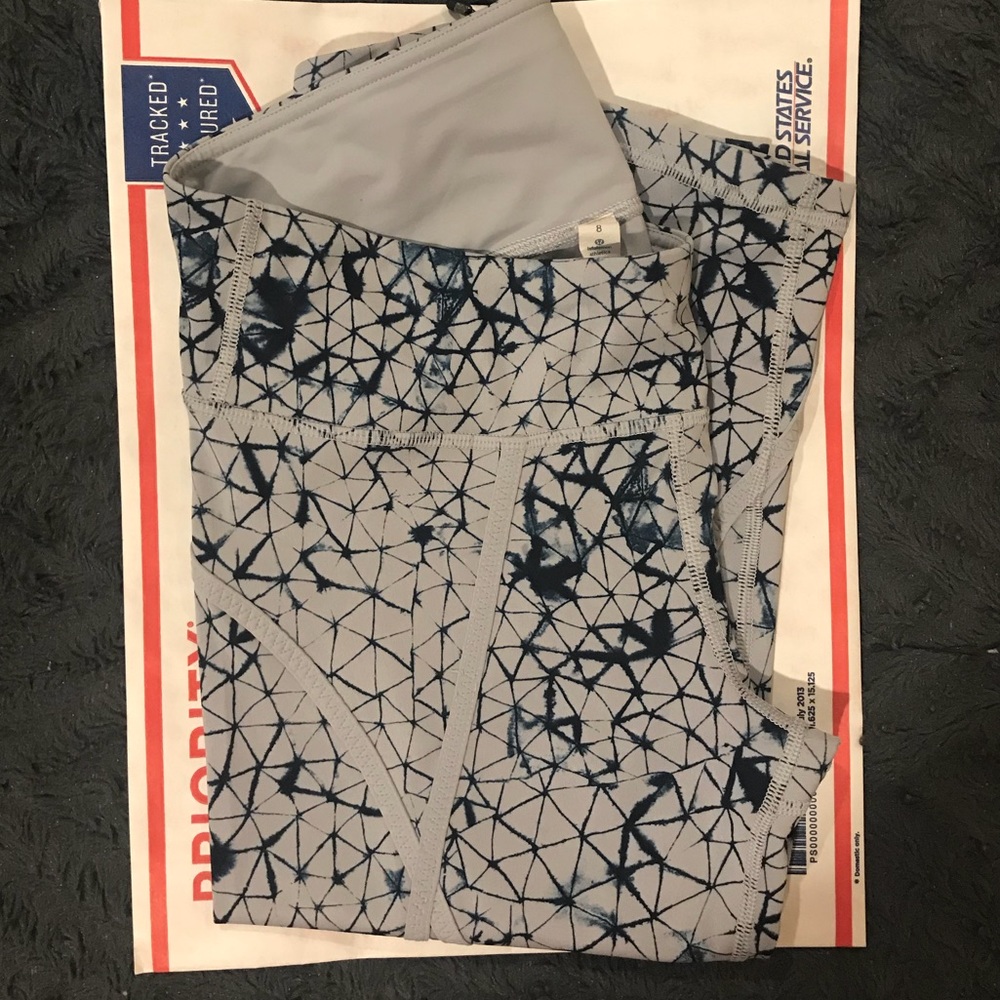 Lululemon Cropped Leggings